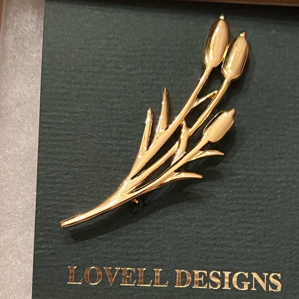 NIB Lovell Designs “Windswept” Cattails gold tone pin brooch Ken Kantro